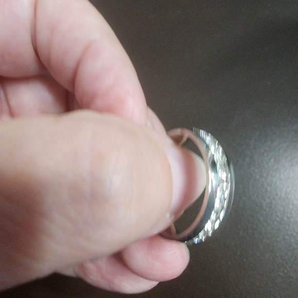 Silver Tone Rhinestone Ring Size 8 - Picture 5 of 5